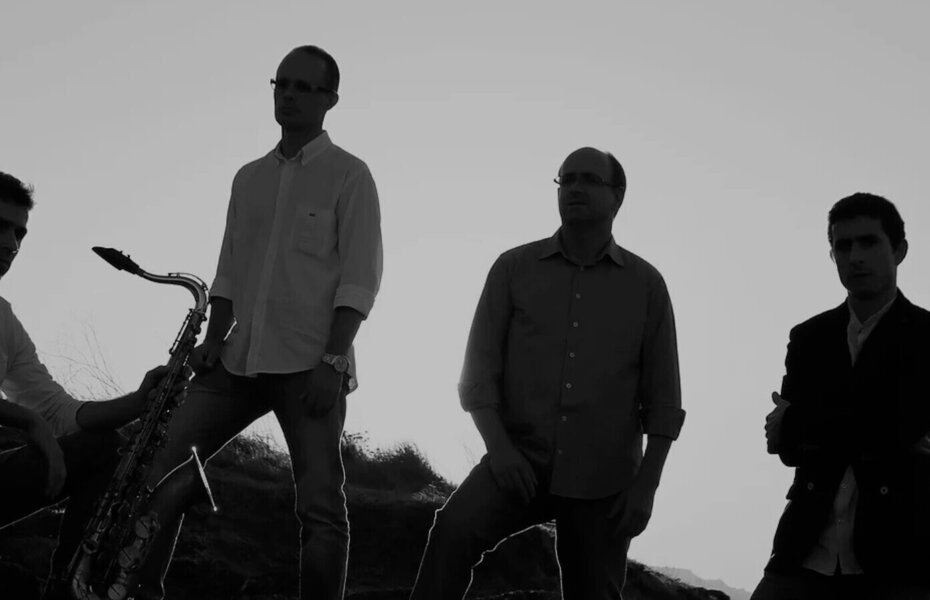 2500x900_1_2500_2500