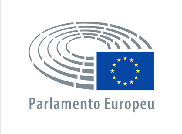 parlamento_europeu2_1_1024_2500
