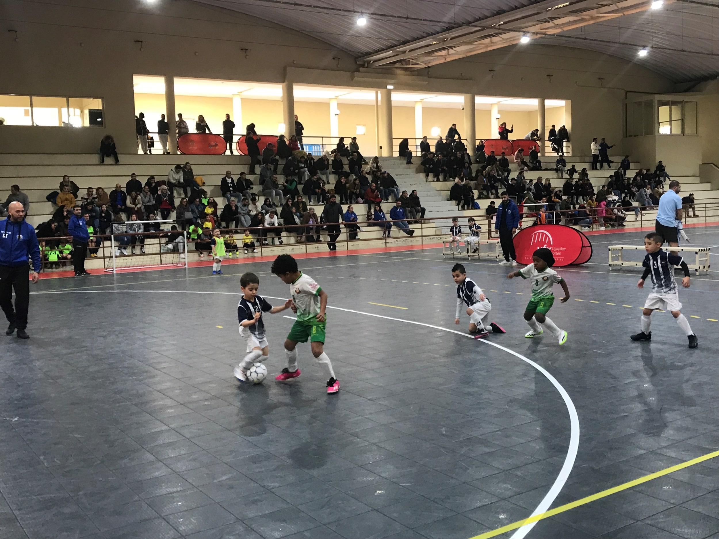 Futsal é a modalidade em destaque no Programa Encontros Desportivos Concelhios – XIRA2025 