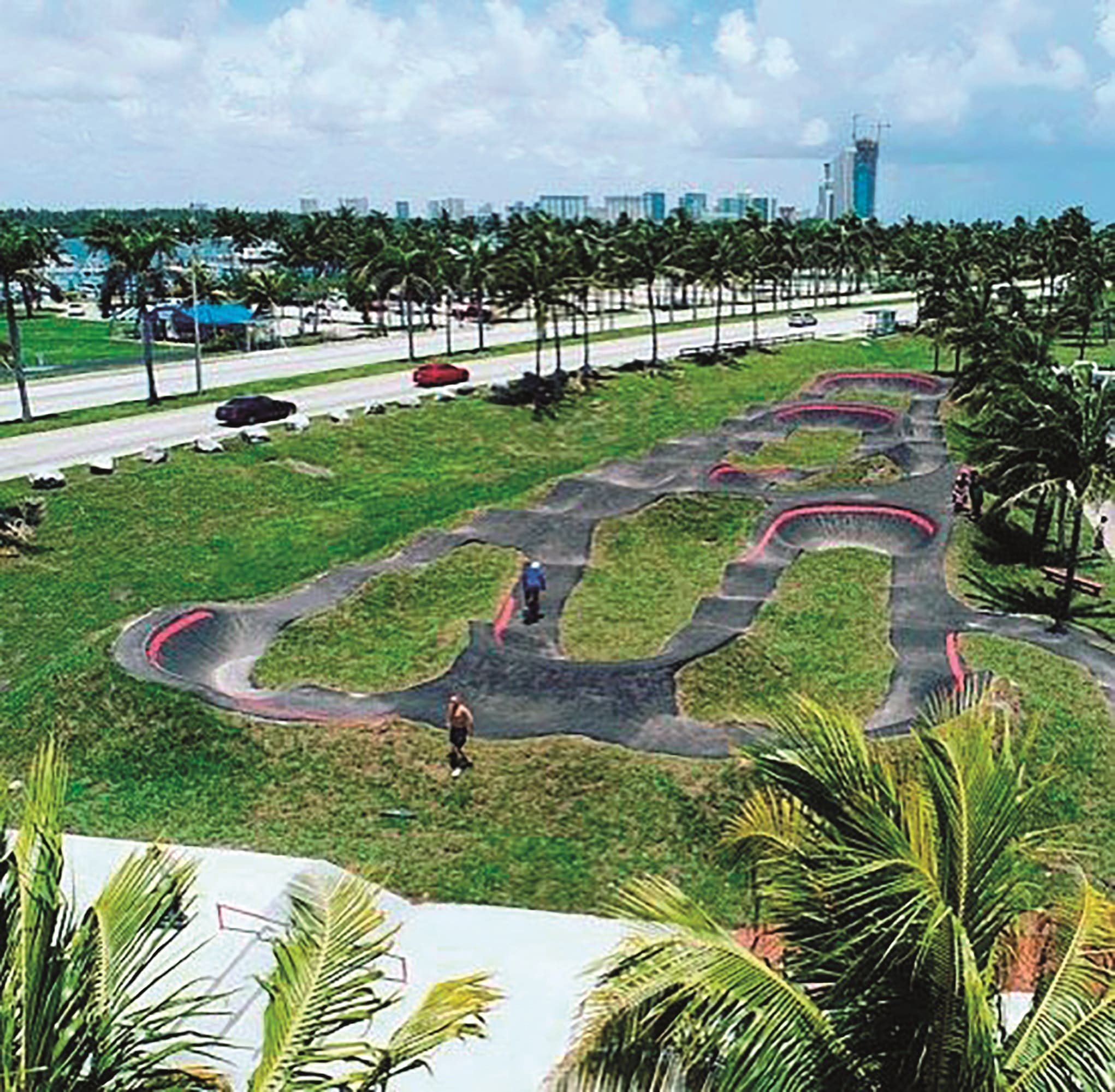 Pump Track no Parque Ribeirinho Moinhos da Póvoa