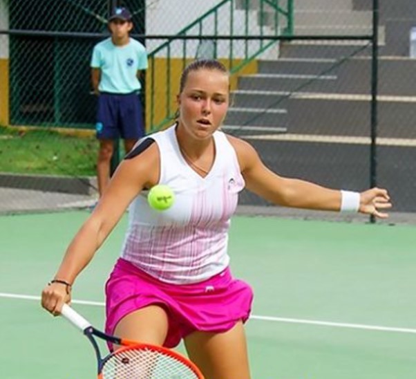 Angelina Voloshchuk entra no TOP 650 do ranking WTA de Ténis