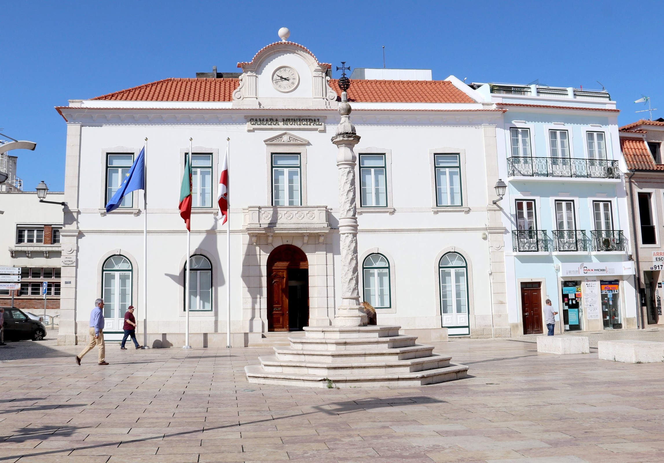 Câmara Municipal investe mais de 16 milhões de euros em três obras fundamentais para o Concelho d...