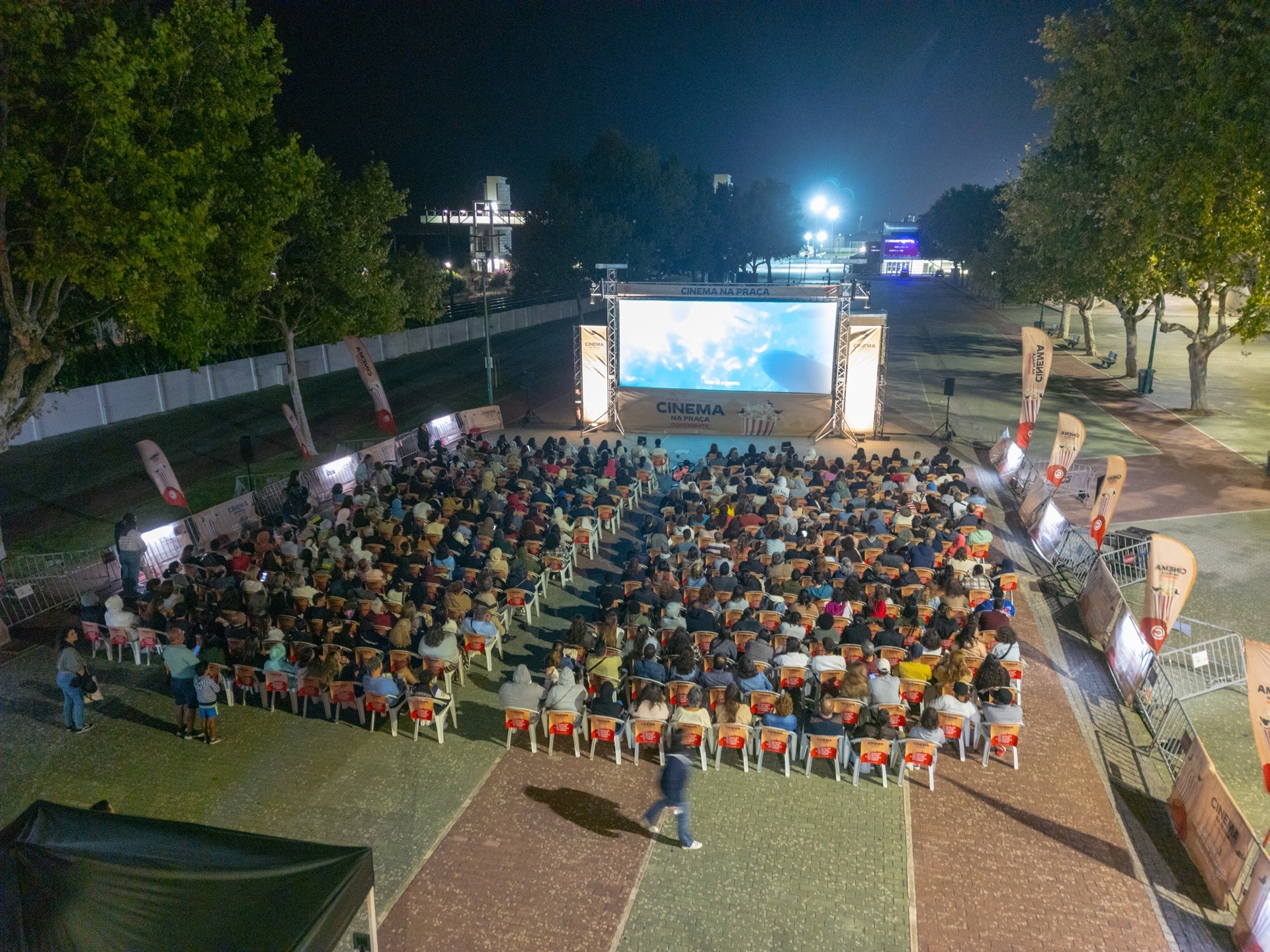 2.ª Edição do "Cinema na Praça" reúne centenas de pessoas em Vila Franca de Xira